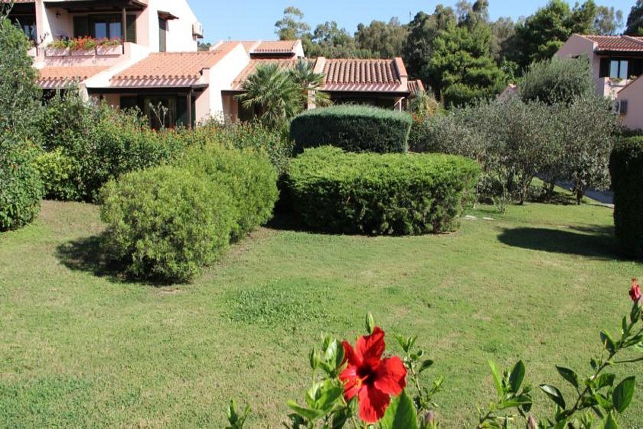 Albaruja Hotel Costa Rei Exterior photo